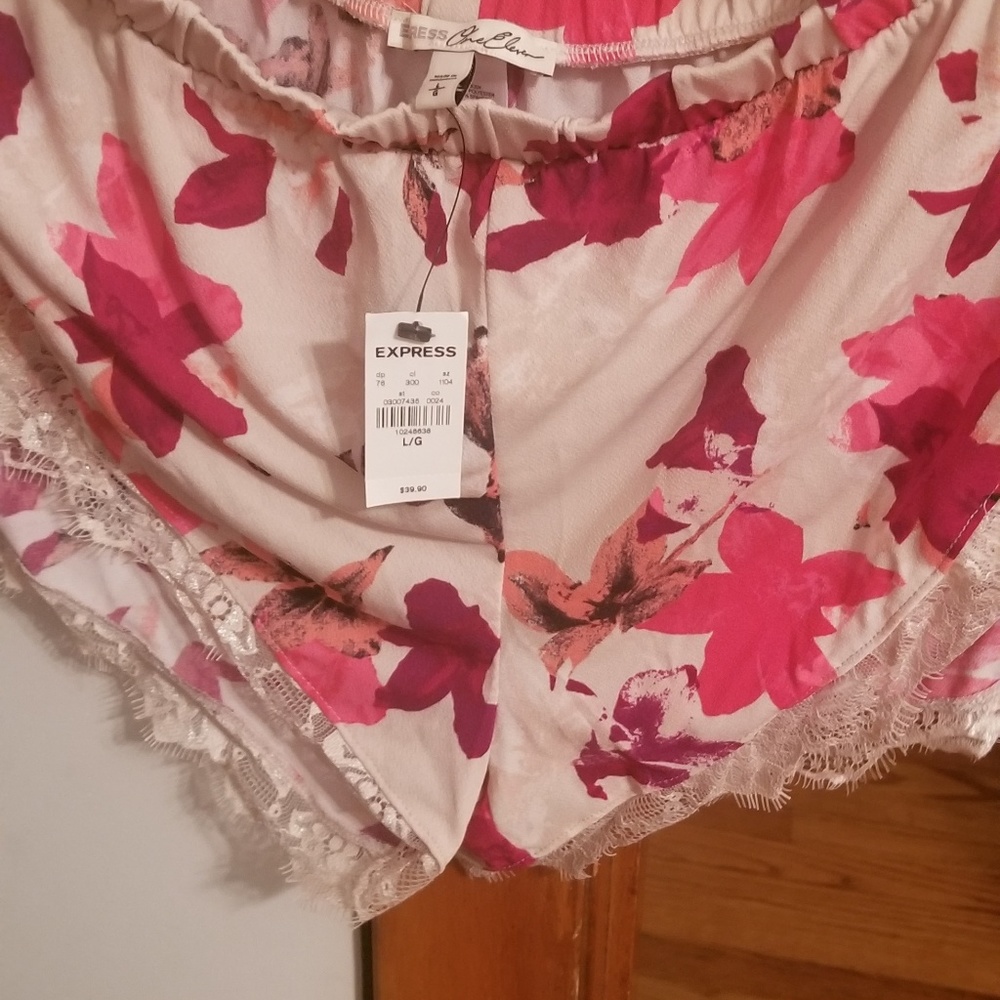 Cami Set - Picture 2 of 4
